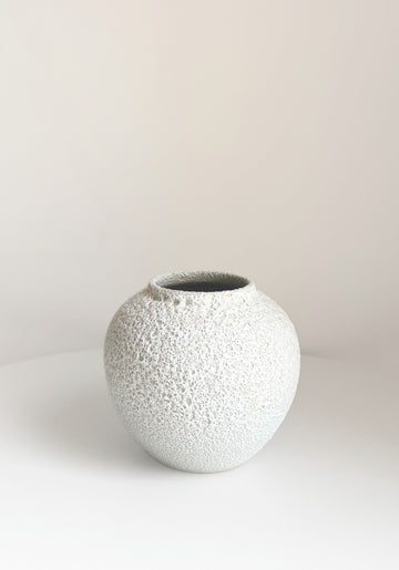 Round Sea Foam Surface Vase