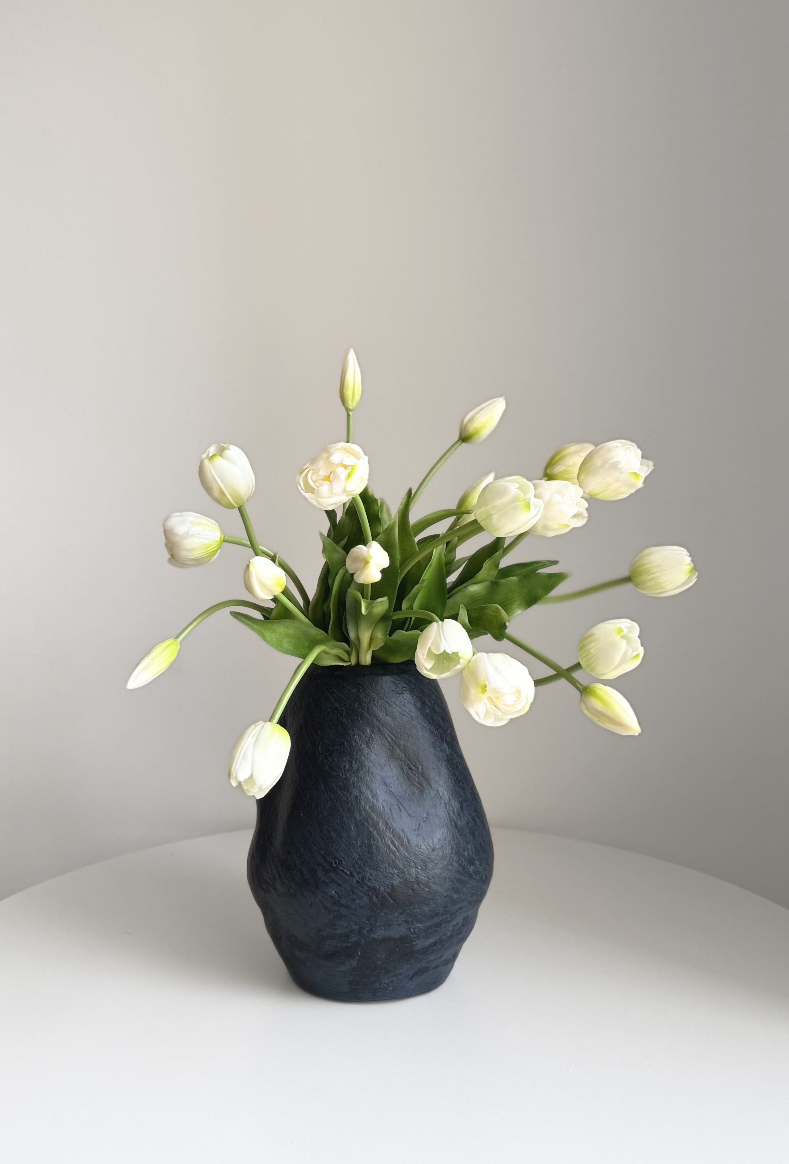 White Parrot & Bud Tulips bunch of 20