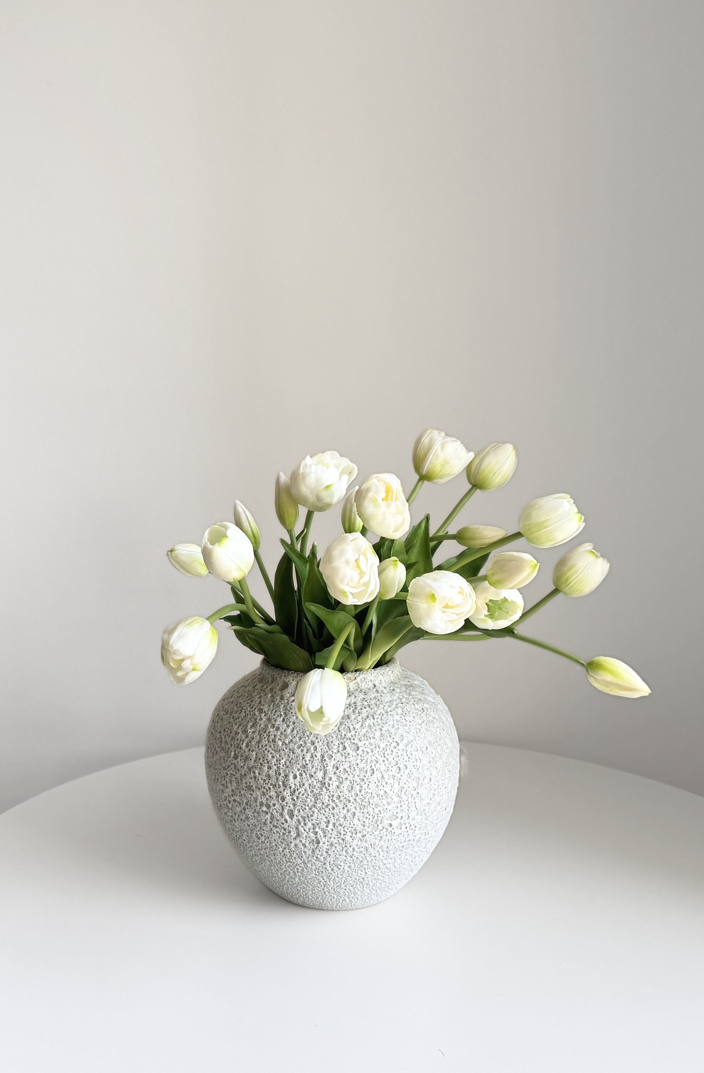 White Parrot & Bud Tulips bunch of 20