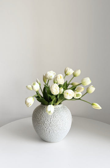 White Parrot & Bud Tulips bunch of 20
